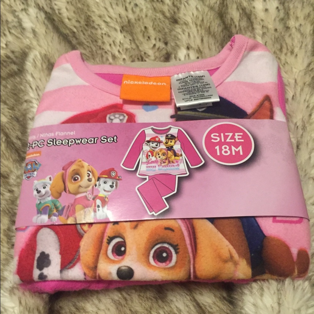NWT Paw Patrol fleece pajama set